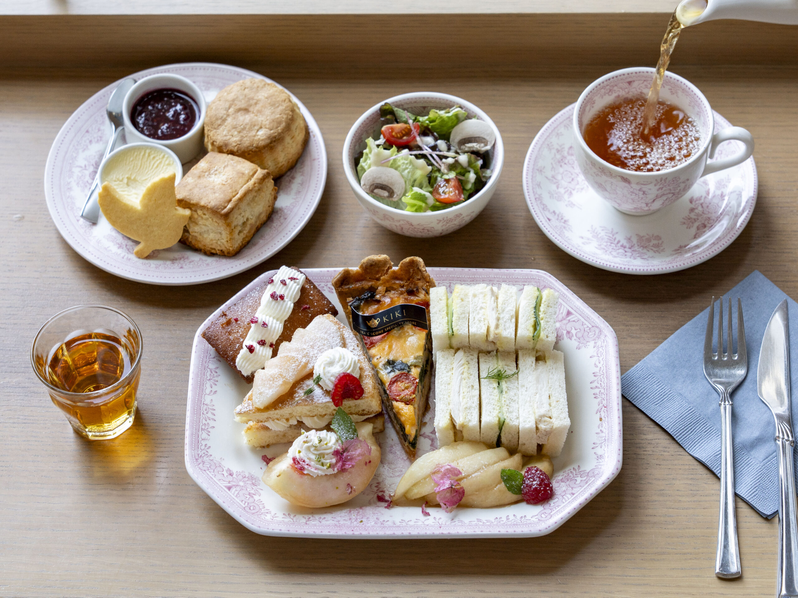 梅田店限定》KIKI's アフタヌーンティーセット -Umeda Style- 「桃の